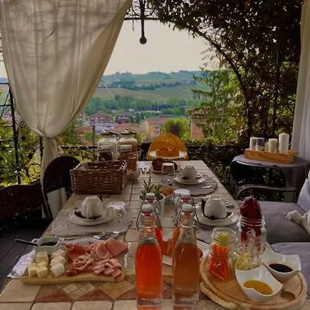 Casa Margot 3* Neive