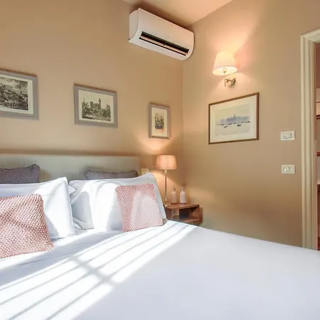 Casa Margot B&B 네이베